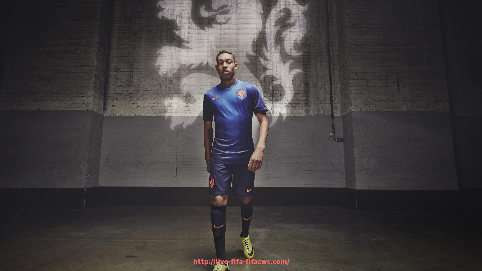 世俱杯直播-法甲大巴黎：巴黎圣日耳曼在法甲中的统治与影响力